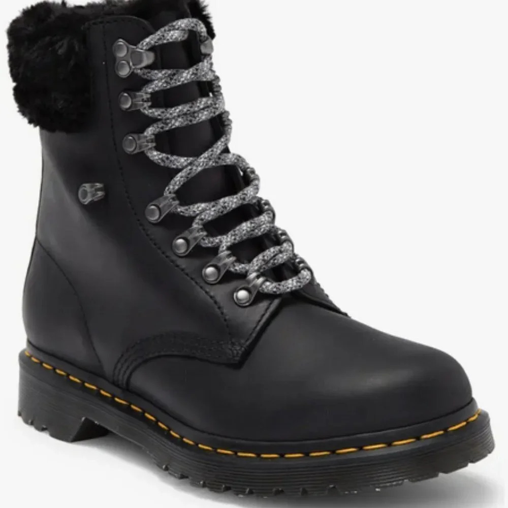 Dr. Martens Women's 1460 Serena Faux Fur Lined Lug Sole Boot Sz: 6